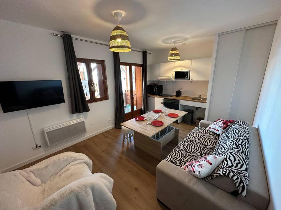 Superbe T2 Au Pied Des Pistes Apartment Guillaumes Exterior photo